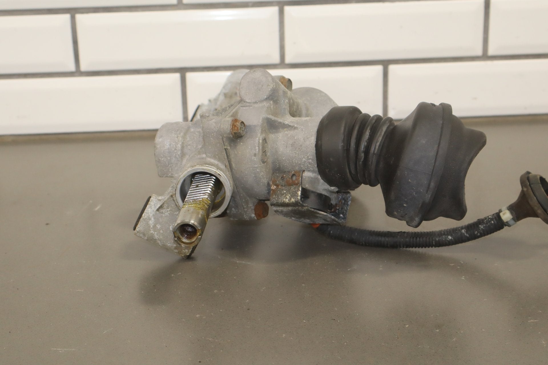 2012-2014 Mitsubishi i-MiEV Steering Gear OEM