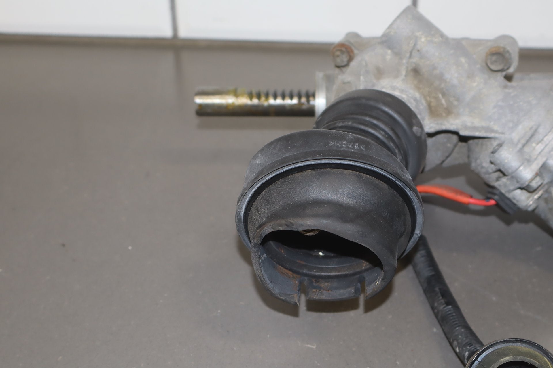 2012-2014 Mitsubishi i-MiEV Steering Gear OEM