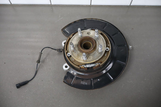 2012 - 2015 Chevrolet Camaro SS Left Rear Suspension Spindle 22809066
