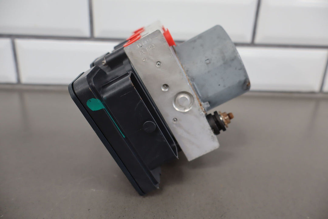 2012 - 2015 Tesla Model S ABS Anti - Lock Brake Pump & Module (6006363 - 00 - C) OEM
