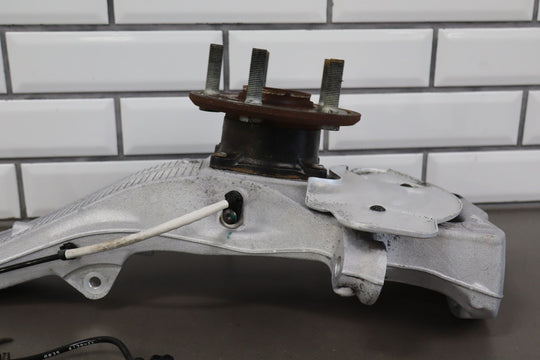 2012 - 2015 Tesla Model S AWD Front Left LH Spindle Knuckle W/ Hub & Sensor (117K)