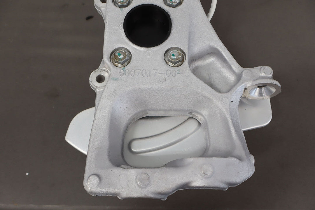 2012 - 2015 Tesla Model S AWD Front Left LH Spindle Knuckle W/ Hub & Sensor (117K)