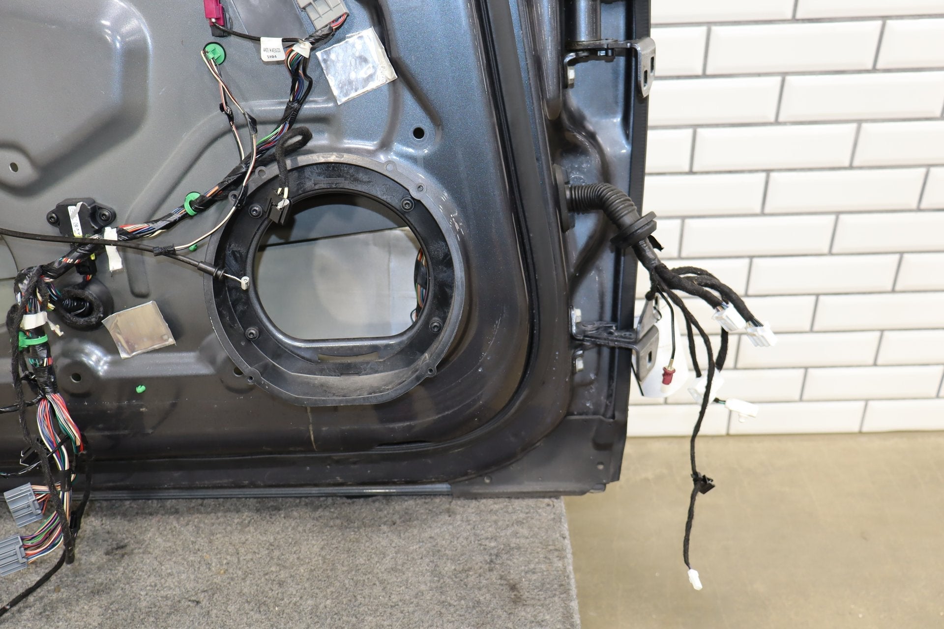 2012-2015 Tesla Model S Driver Left Front Door