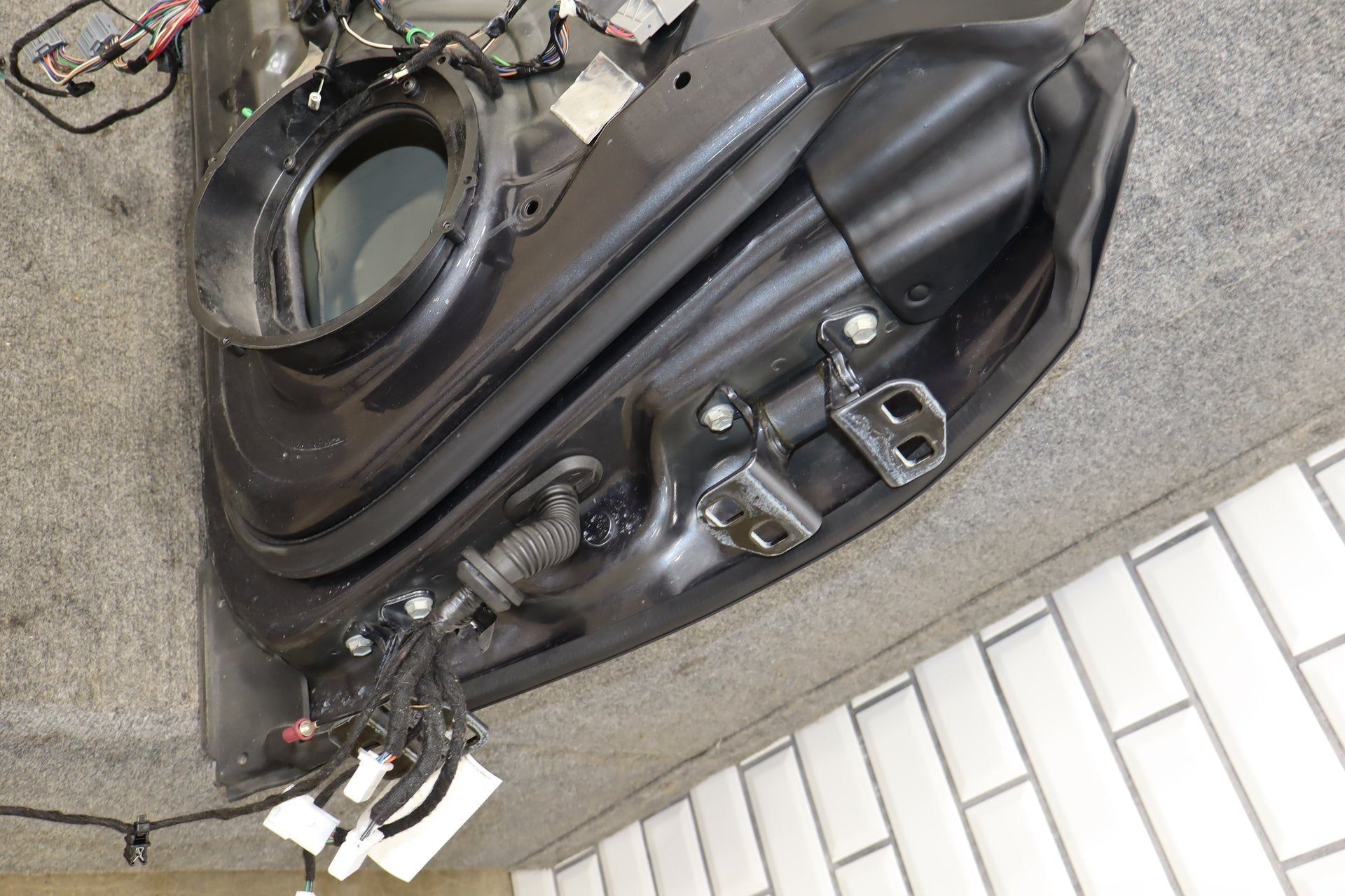 2012-2015 Tesla Model S Driver Left Front Door