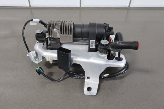 2012 - 2015 Tesla Model S MS Air Suspension Compressor Pump Unit w/ Bracket Assy
