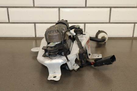 2012-2015 Tesla Model S MS Air Suspension Compressor Pump Unit w/ Bracket Assy