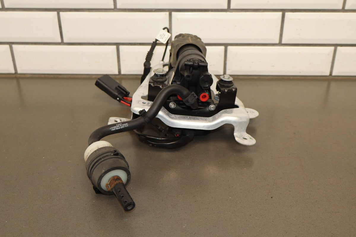 2012-2015 Tesla Model S MS Air Suspension Compressor Pump Unit w/ Bracket Assy