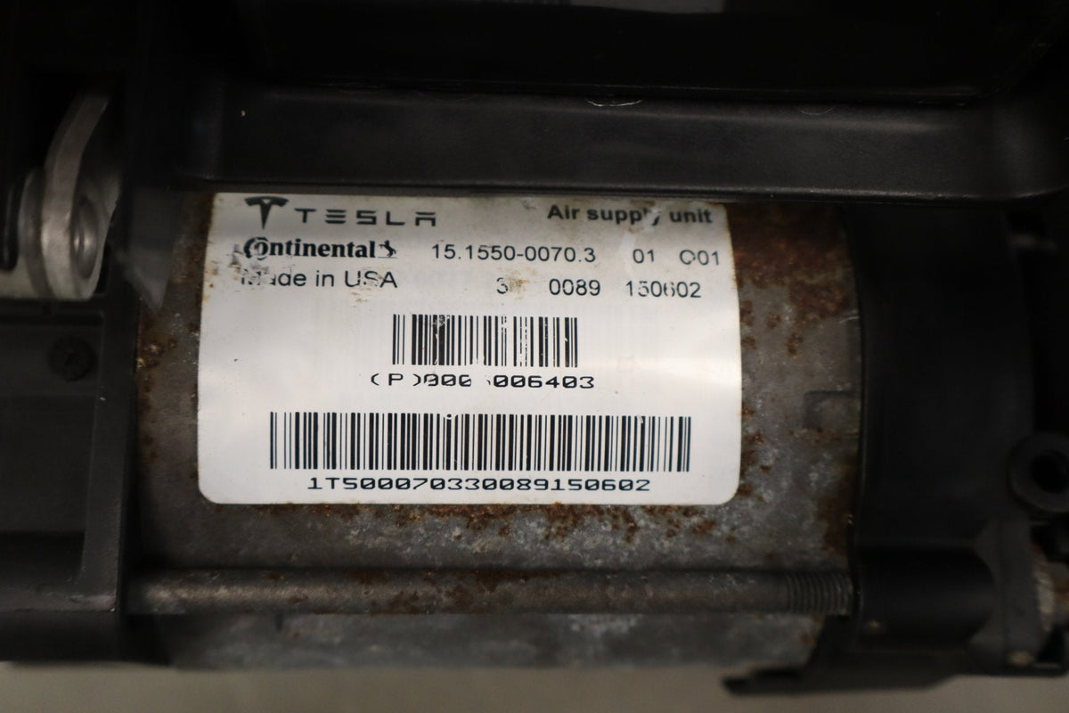 2012-2015 Tesla Model S MS Air Suspension Compressor Pump Unit w/ Bracket Assy