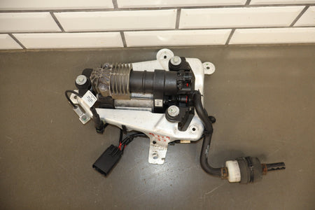 2012-2015 Tesla Model S MS Air Suspension Compressor Pump Unit w/ Bracket Assy