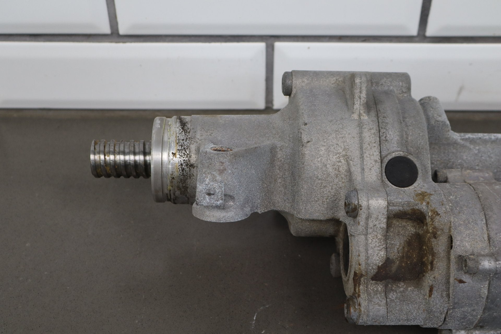 2012-2015 Tesla Model S Power Steering Rack and Pinion Assembly OEM