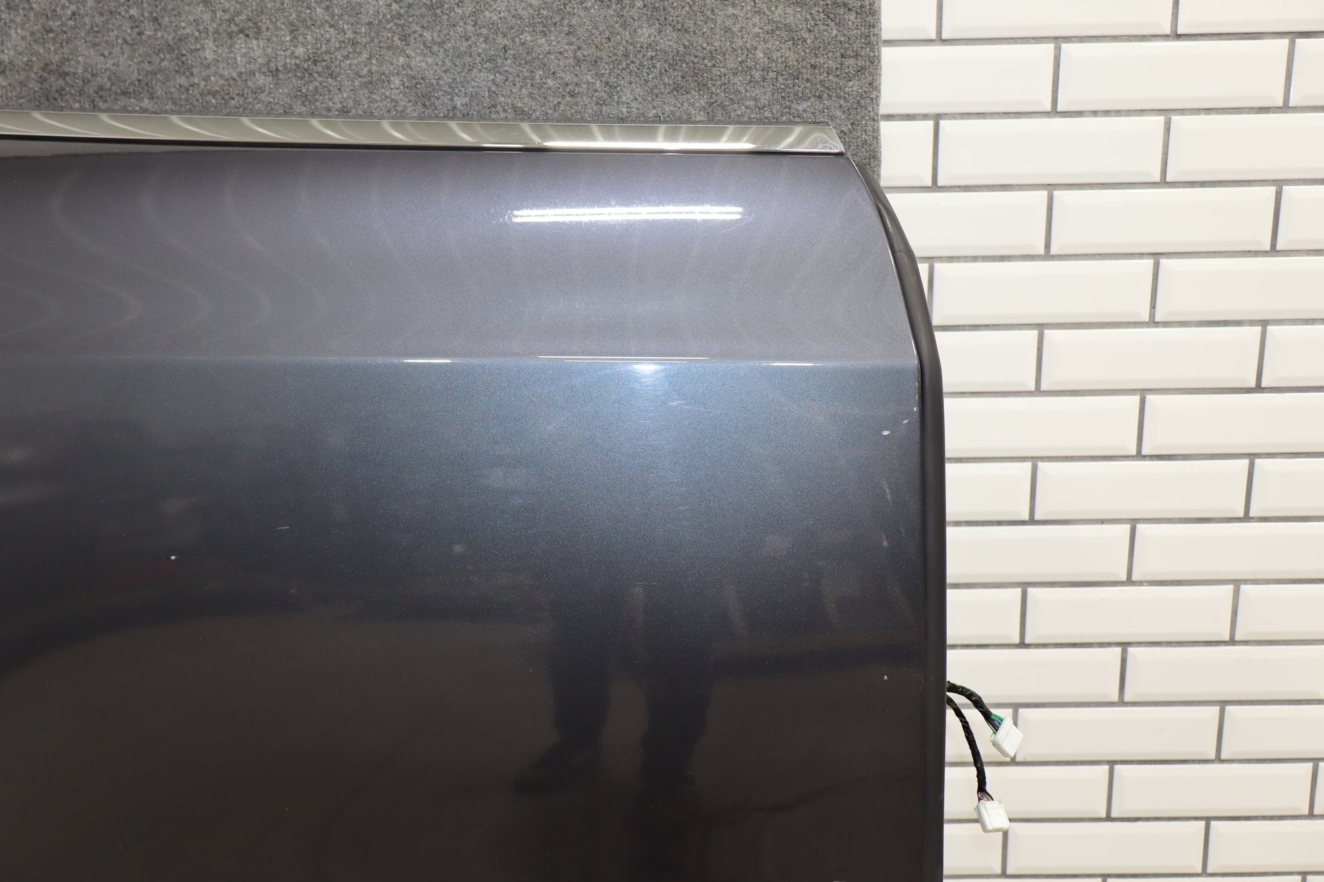 2012-2015 Tesla Model S Right Rear Door Gray Metallic PMTG