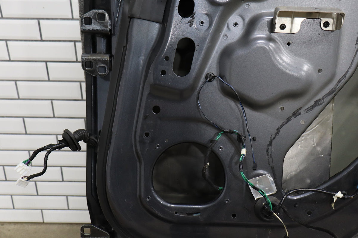 2012-2015 Tesla Model S Right Rear Door Gray Metallic PMTG