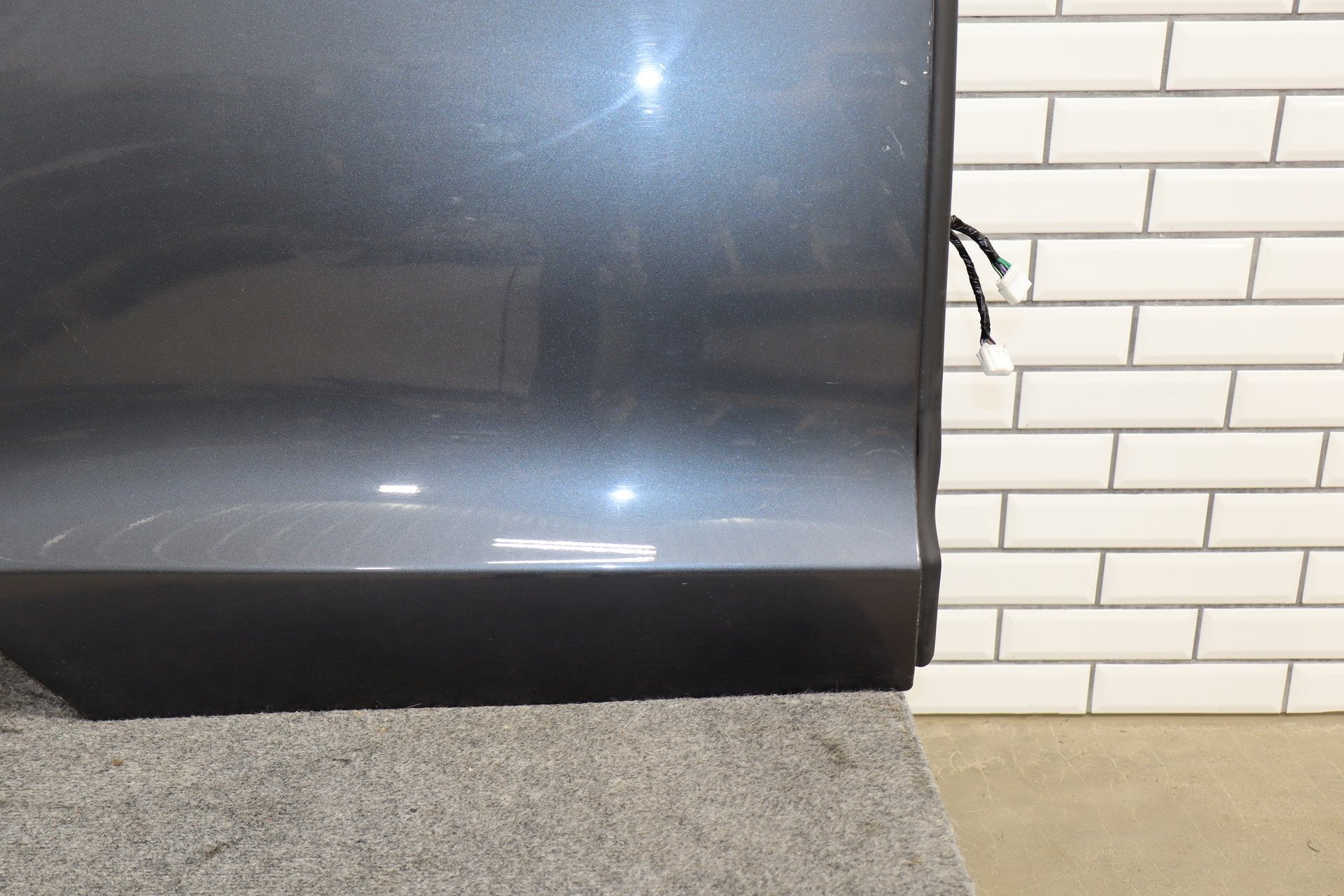 2012-2015 Tesla Model S Right Rear Door Gray Metallic PMTG