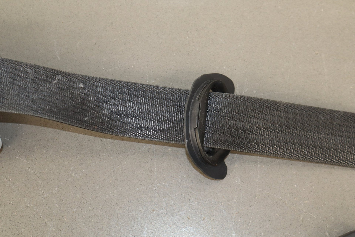 2012-2016 Tesla Model S Right Front Seat Belt Retractor Black