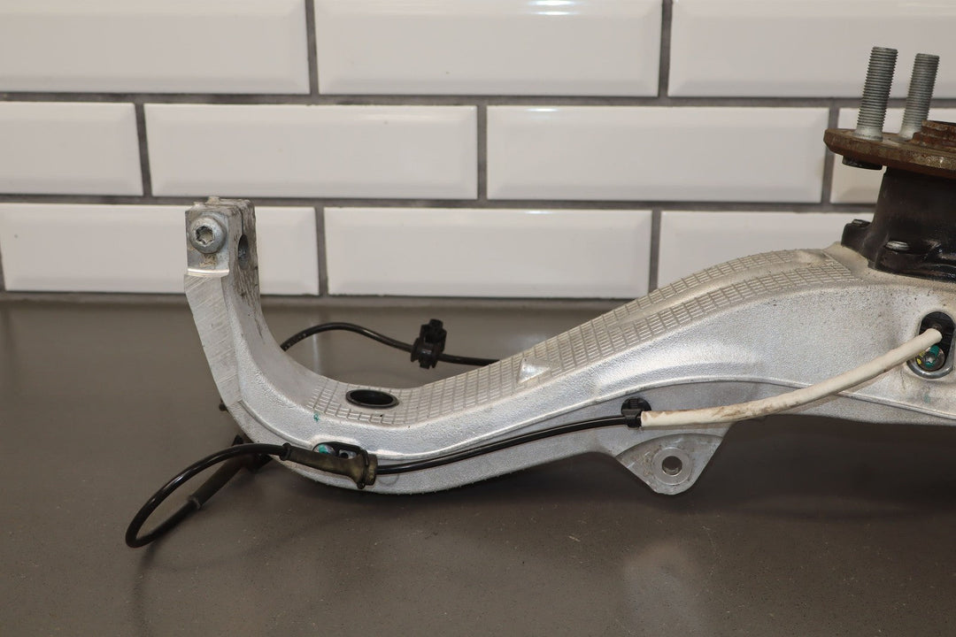 2012 - 2016 Tesla Model S RWD Driver Left Front Spindle / Hub OEM