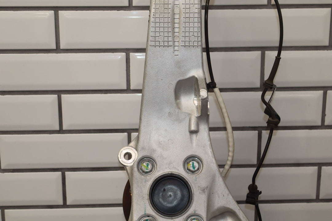 2012 - 2016 Tesla Model S RWD Driver Left Front Spindle / Hub OEM