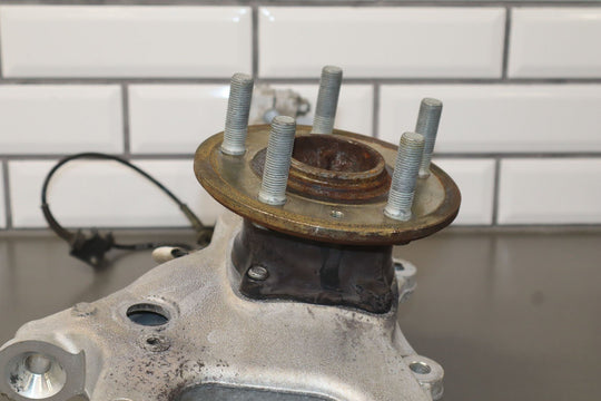 2012 - 2016 Tesla Model S RWD Driver Left Front Spindle / Hub OEM