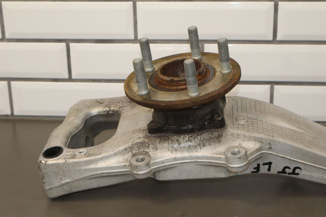 2012 - 2016 Tesla Model S RWD Driver Left Front Spindle / Hub OEM