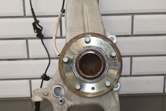 2012 - 2016 Tesla Model S RWD Driver Left Front Spindle / Hub OEM