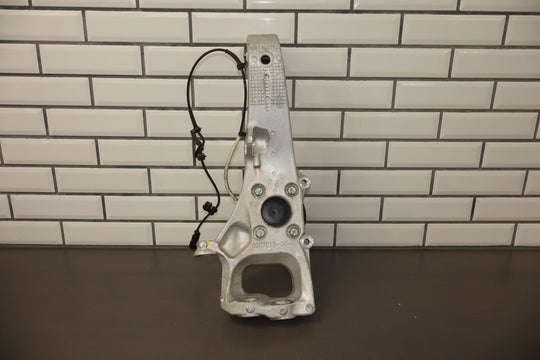 2012 - 2016 Tesla Model S RWD Passenger Right Front Spindle / Hub OEM