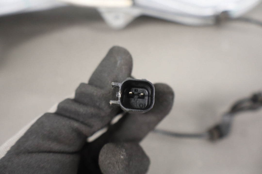 2012 - 2017 Tesla Model S RWD Passenger Right Front Spindle/Knuckle OEM