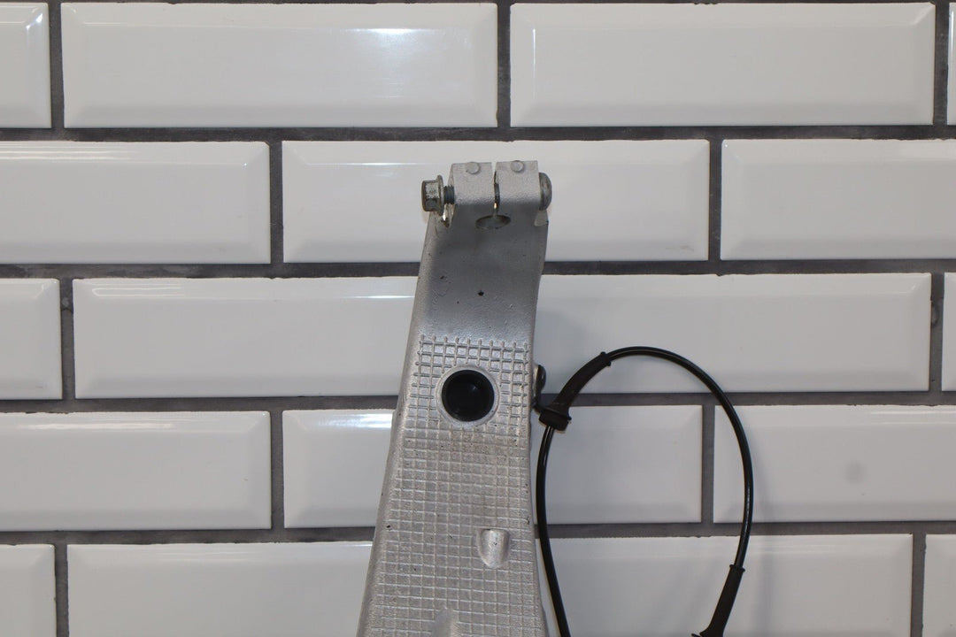 2012 - 2017 Tesla Model S RWD Passenger Right Front Spindle/Knuckle OEM