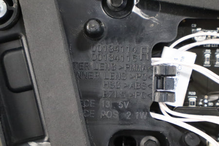 2012-2020 Tesla Model S Right Inner Tail Light 6005924-00-E