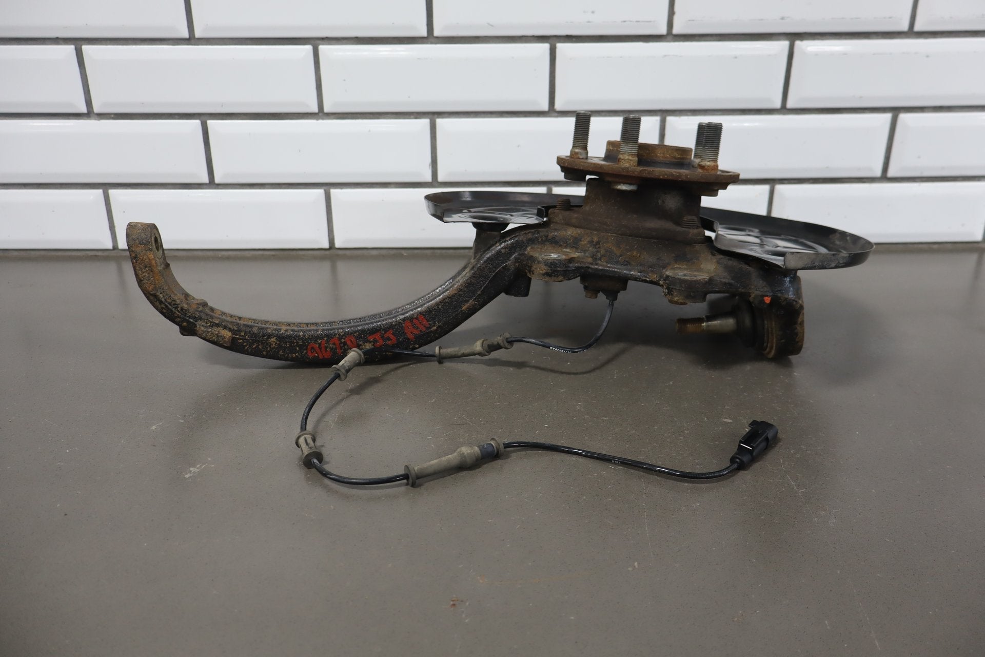 2012-2023 Dodge Challenger R/T Right Front Spindle 5168420AF