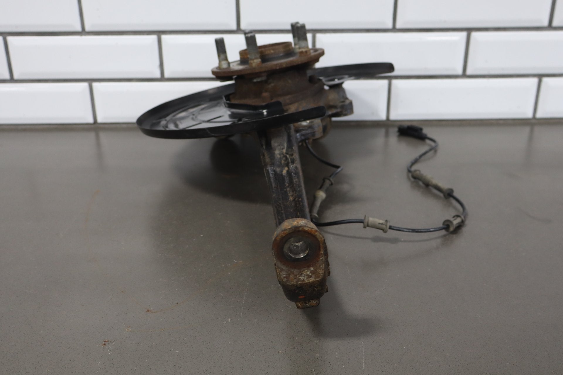 2012-2023 Dodge Challenger R/T Right Front Spindle 5168420AF