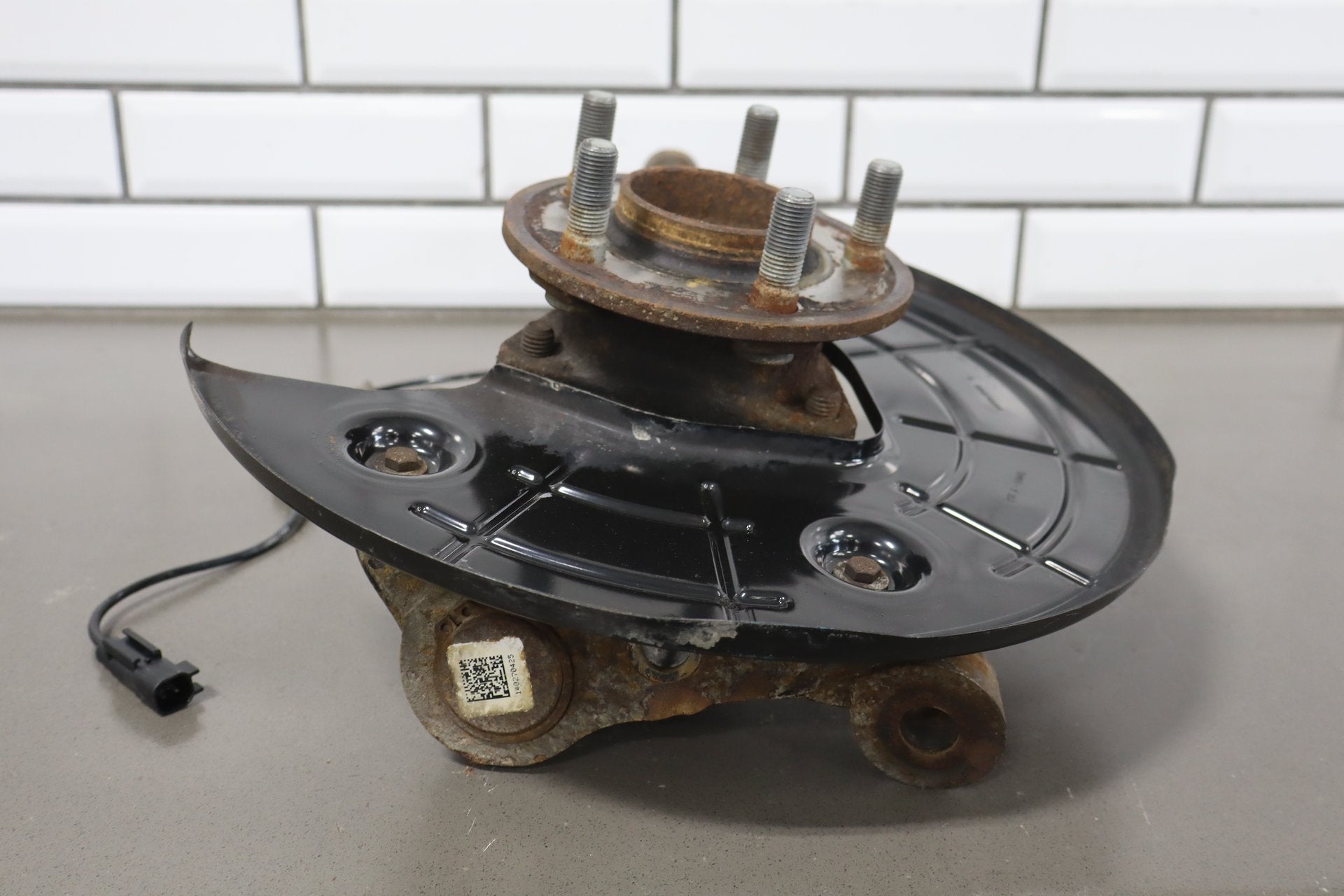 2012-2023 Dodge Challenger R/T Right Front Spindle 5168420AF