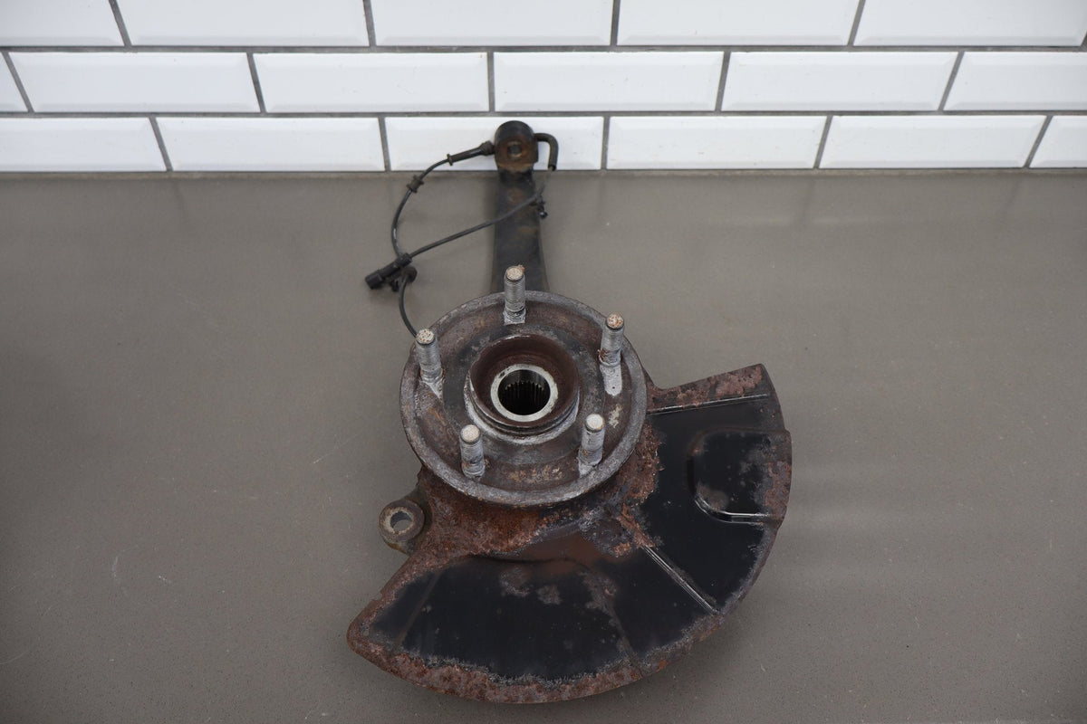 2012-21 Jeep Grand Cherokee SRT Right Front Spindle Hub Loaded