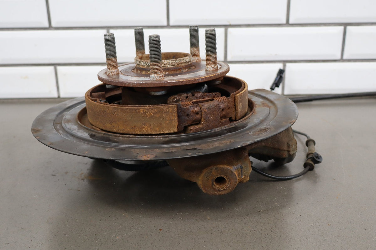 2012-21 Jeep Grand Cherokee SRT Right Rear Knuckle Hub Loaded