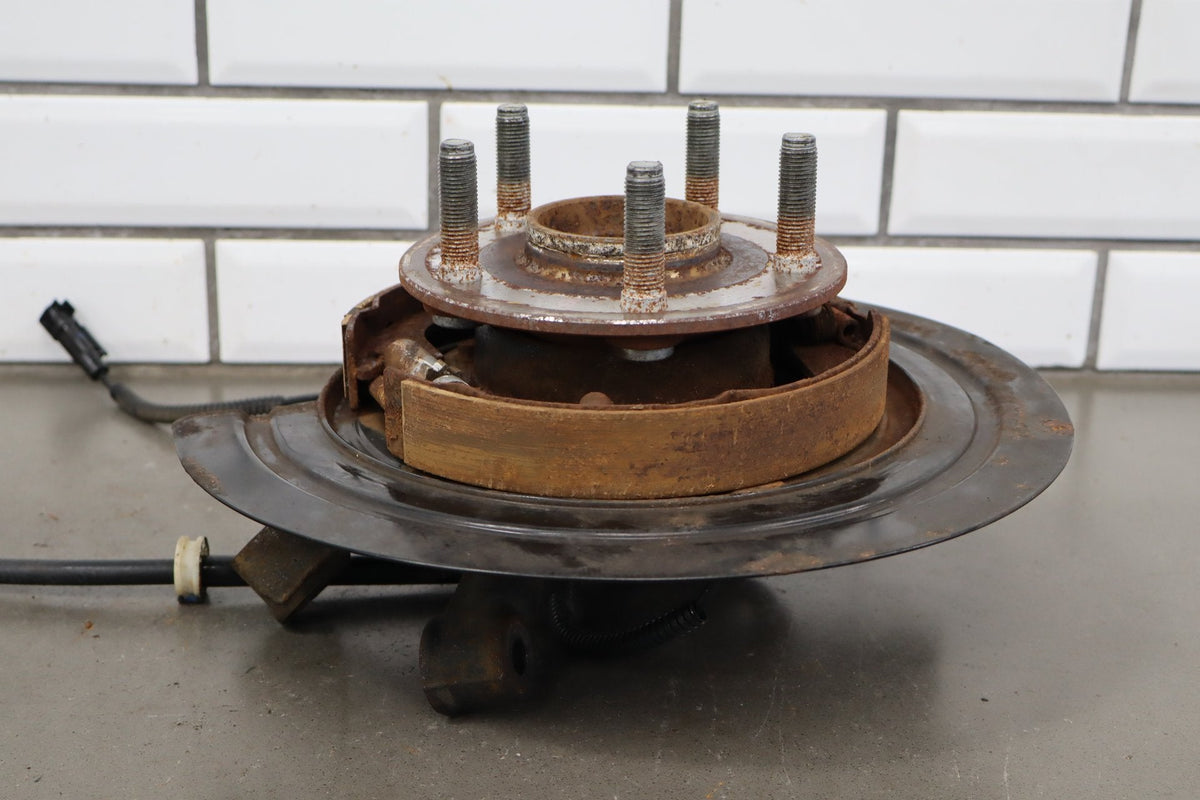 2012-21 Jeep Grand Cherokee SRT Right Rear Knuckle Hub Loaded