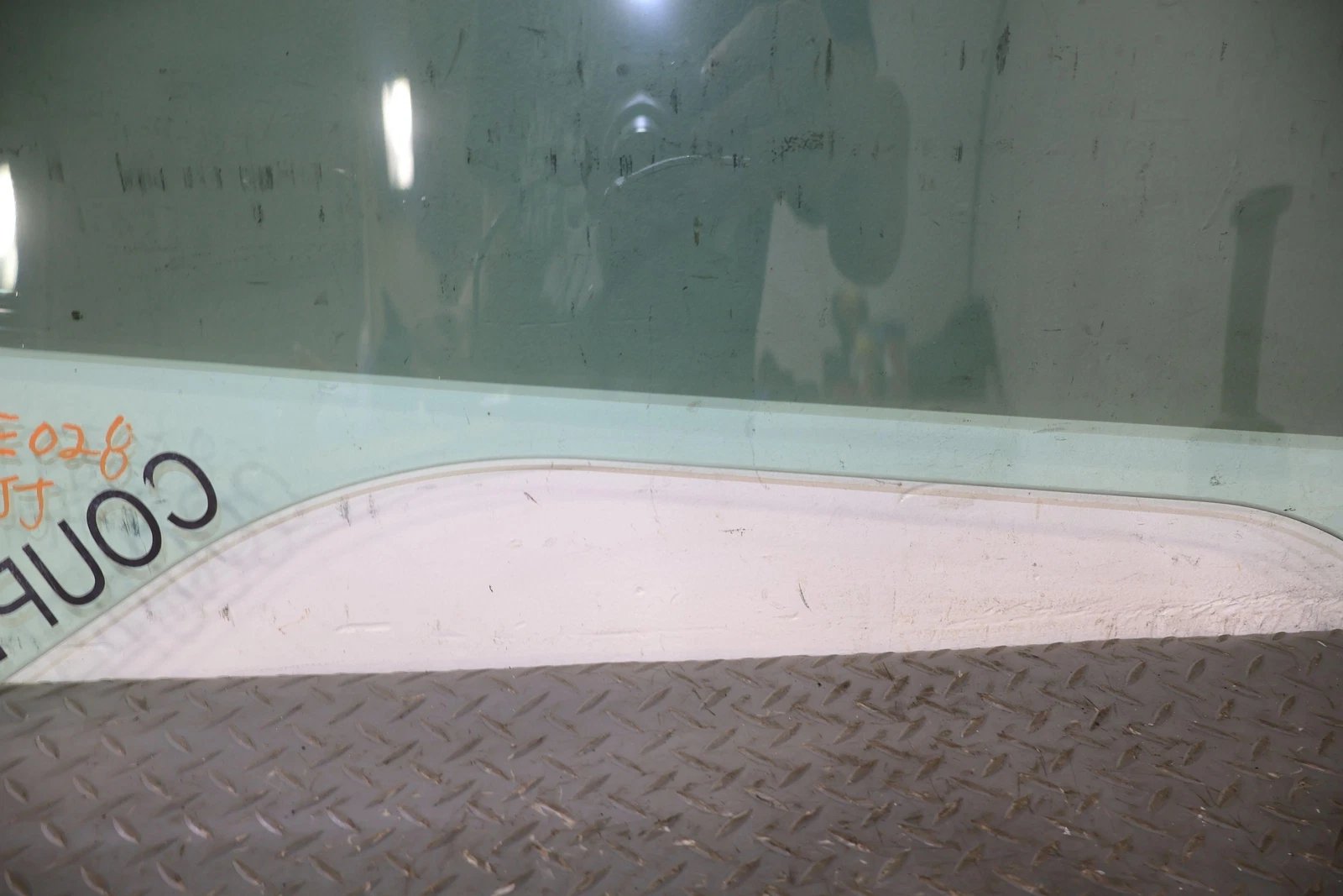 2012 Chevrolet Camaro- FRONT DOOR GLASS/WINDOW