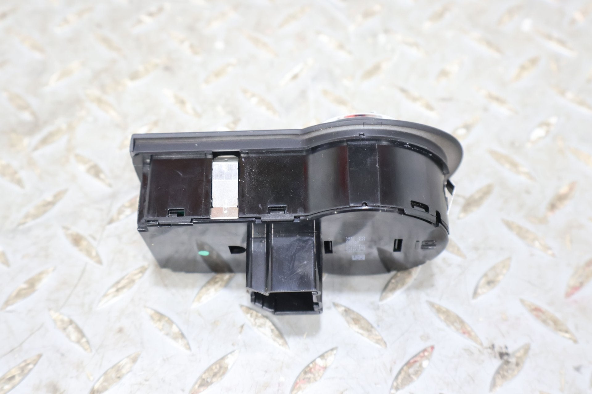 2012 Chevrolet Camaro- Headlight Switch