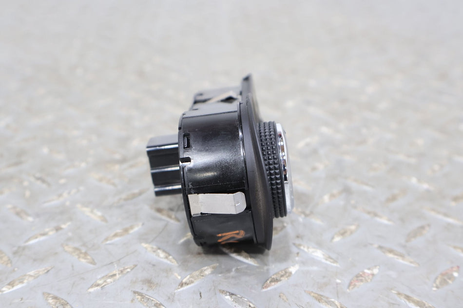 2012 Chevrolet Camaro- Headlight Switch