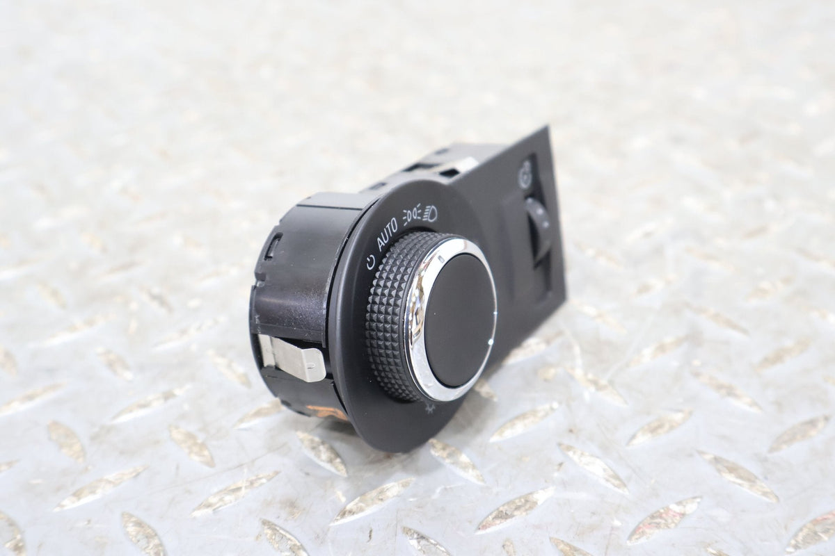 2012 Chevrolet Camaro- Headlight Switch