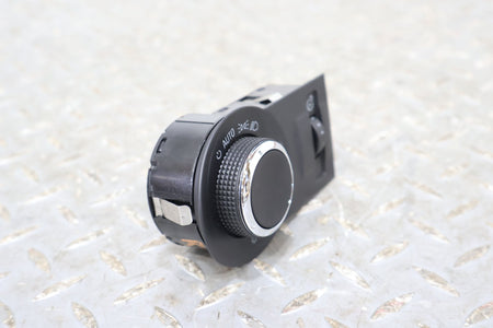2012 Chevrolet Camaro- Headlight Switch