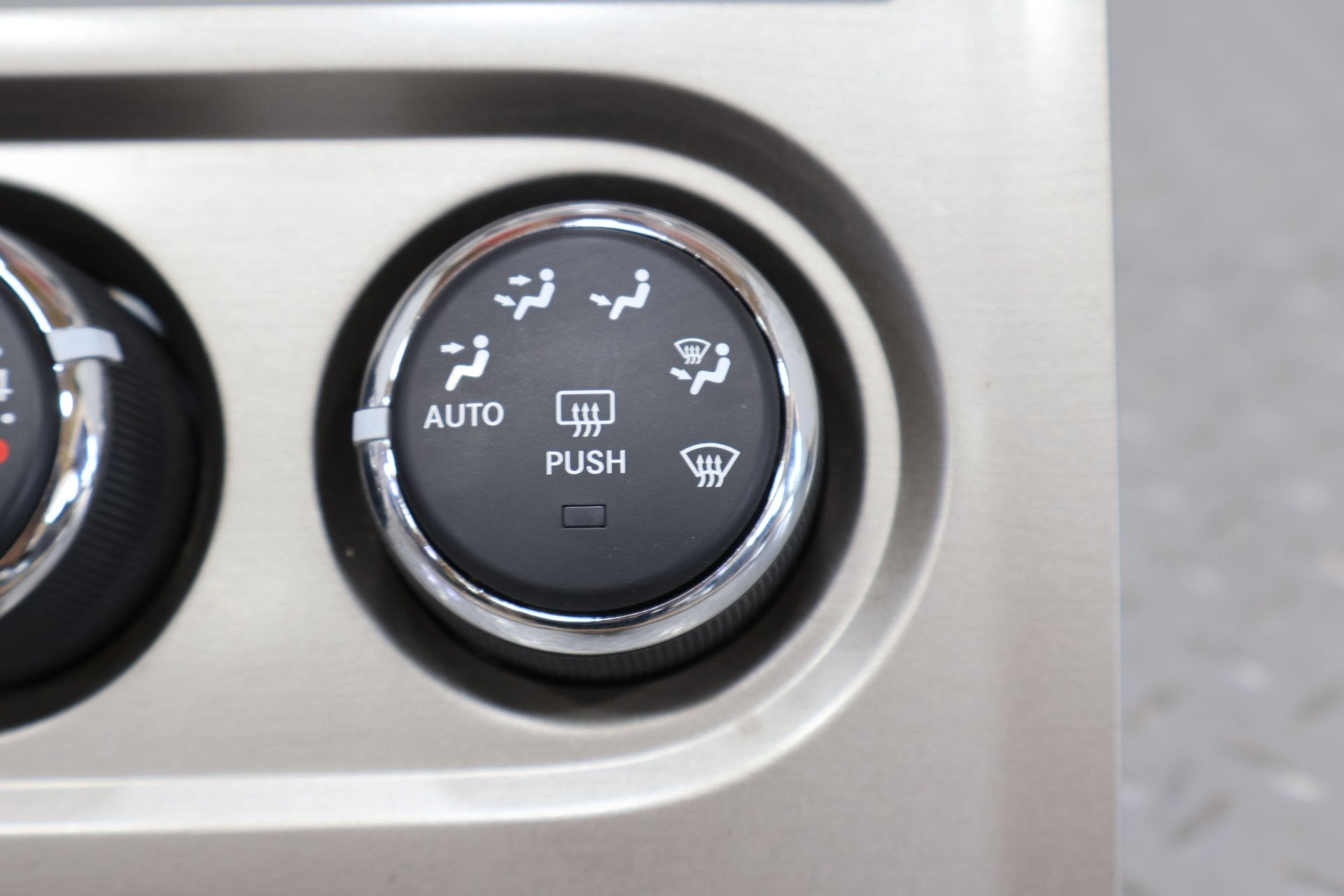 2012 Dodge Challenger- Heater/AC Controls