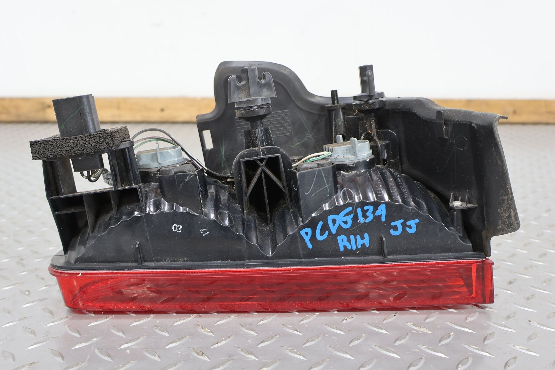 2012 Dodge Challenger- Right Tail Light