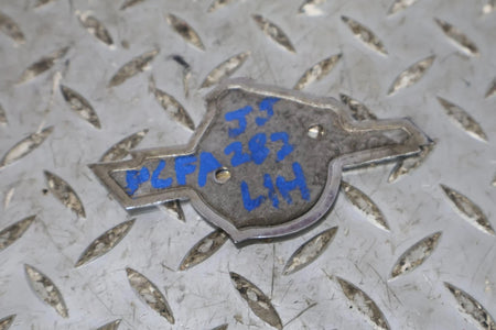 2012 Fiat 500- Emblem