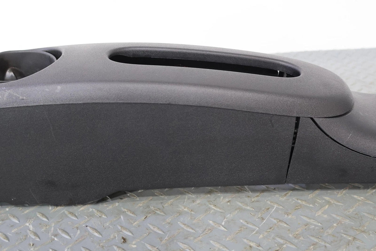 2012 Fiat 500- Front Console