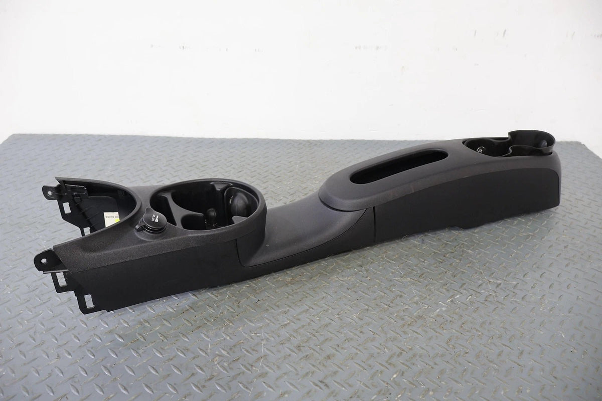 2012 Fiat 500- Front Console