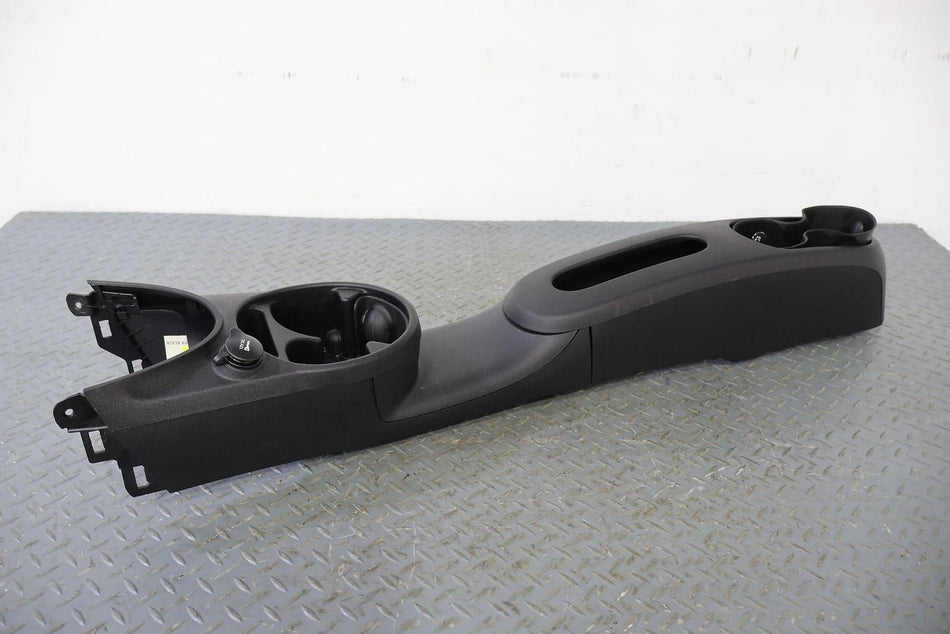 2012 Fiat 500- Front Console