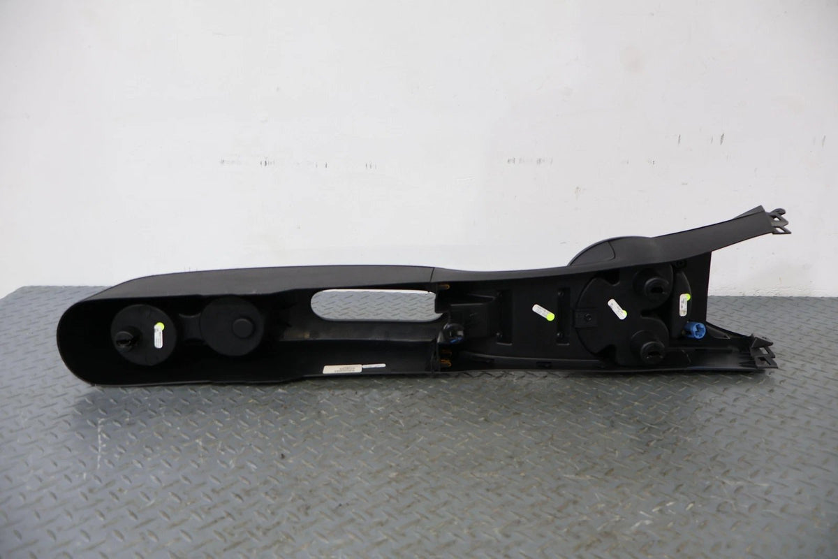 2012 Fiat 500- Front Console