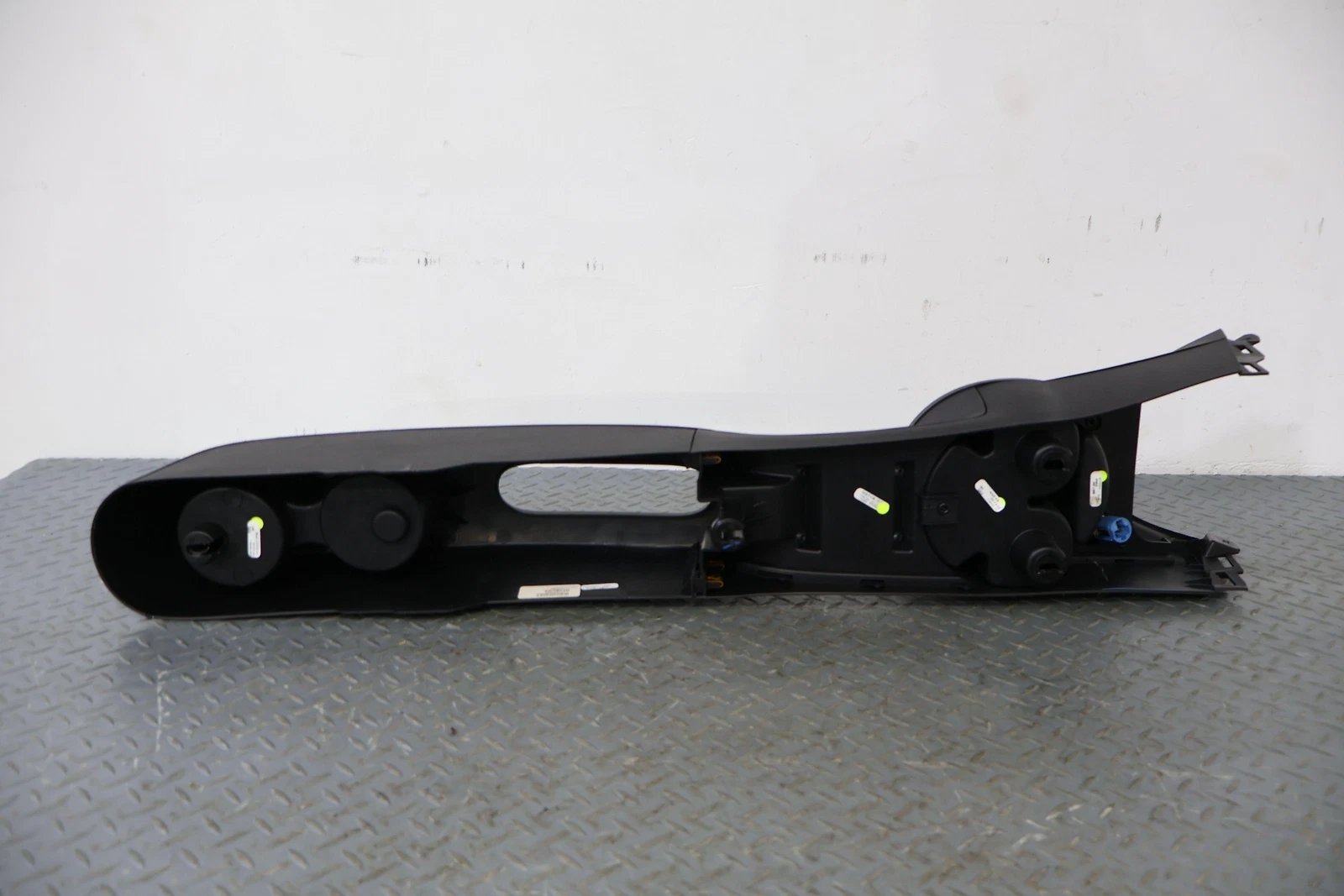 2012 Fiat 500- Front Console