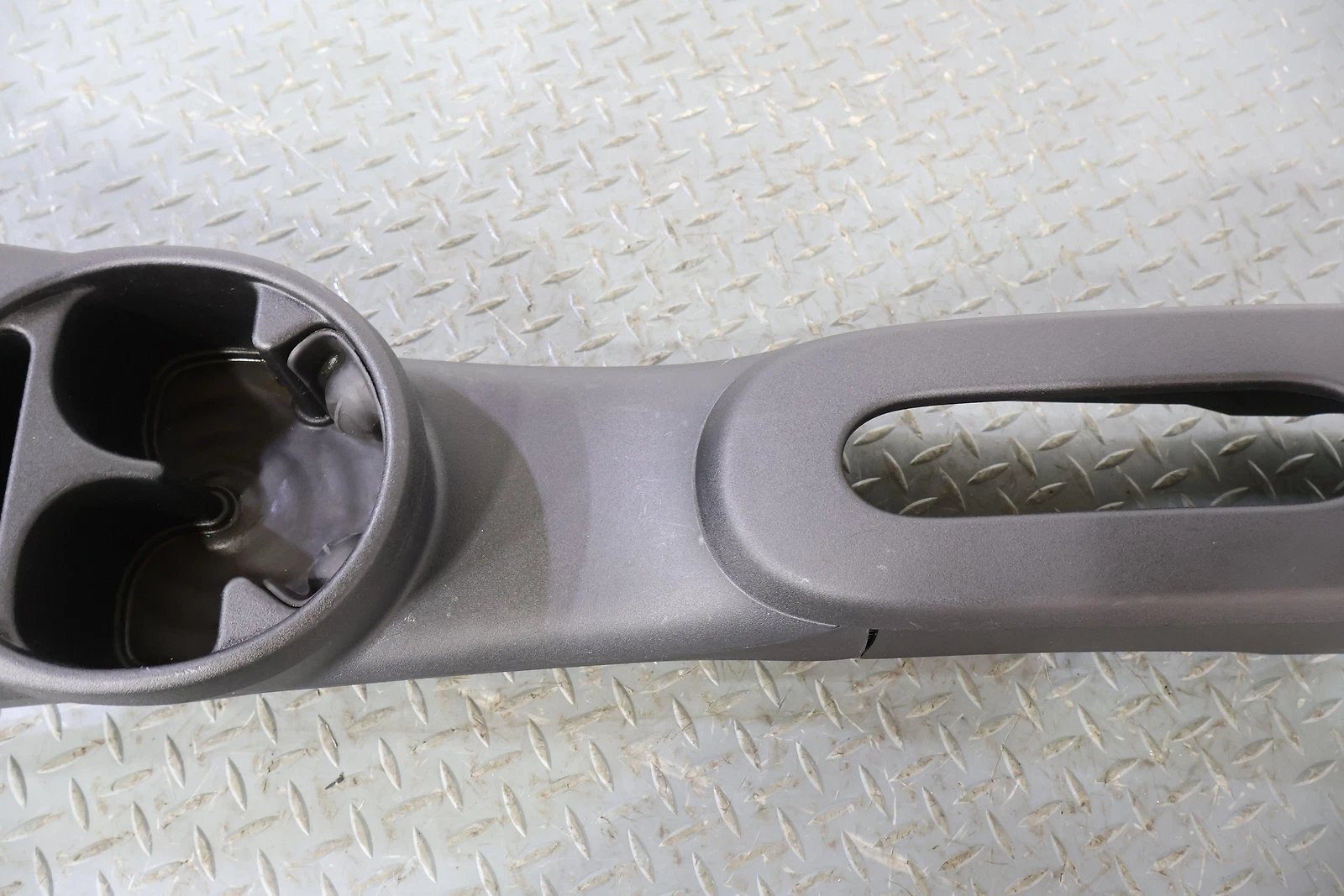 2012 Fiat 500- Front Console