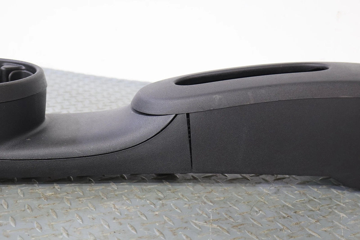 2012 Fiat 500- Front Console