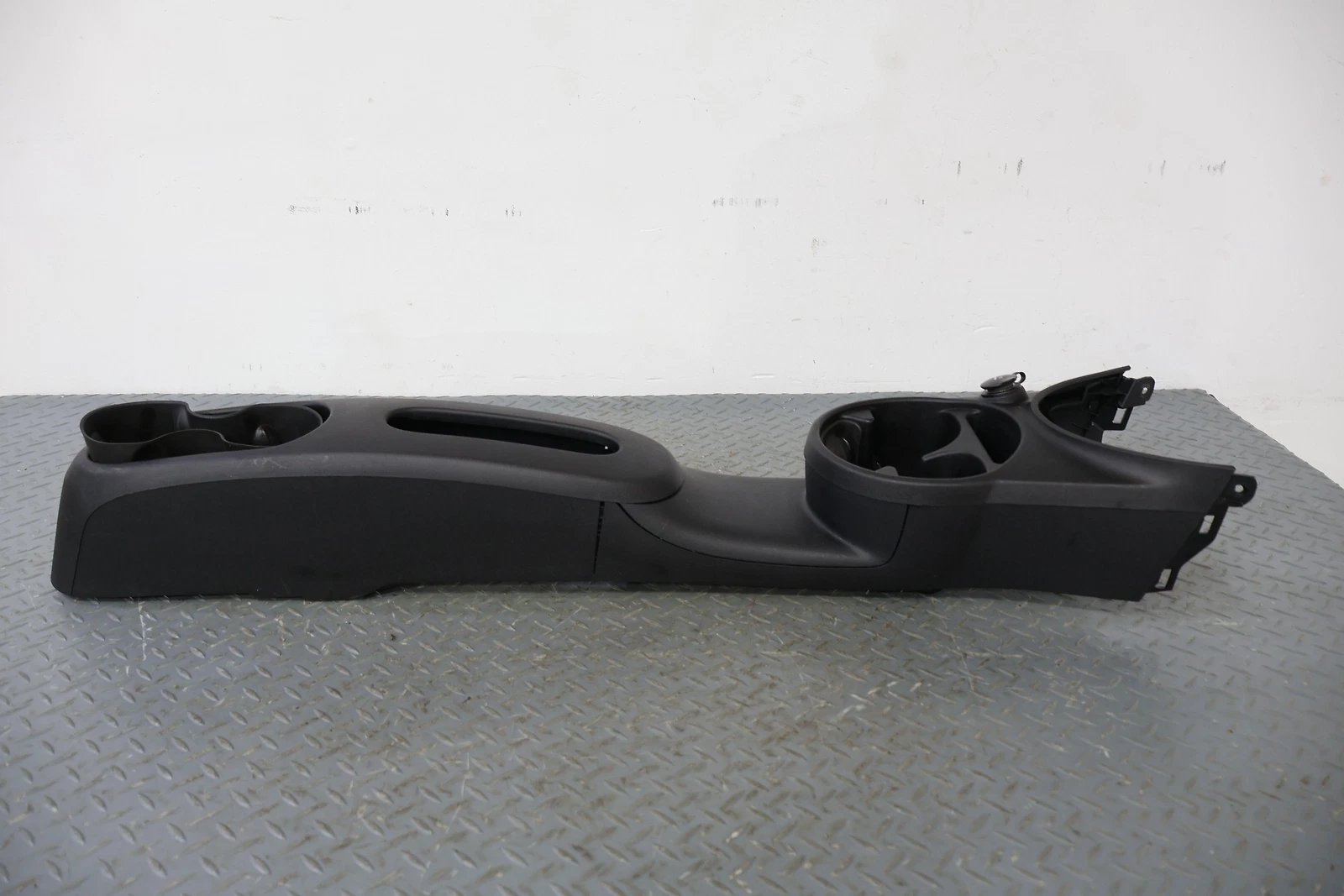 2012 Fiat 500- Front Console