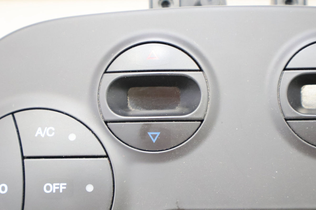 2012 Fiat 500- Heater/AC Controls
